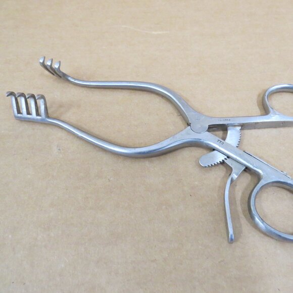 Pilling Surgical 3 X 4 Weitlaner Retractor 16-5352 Germany Stainless Steel - Picture 1 of 6